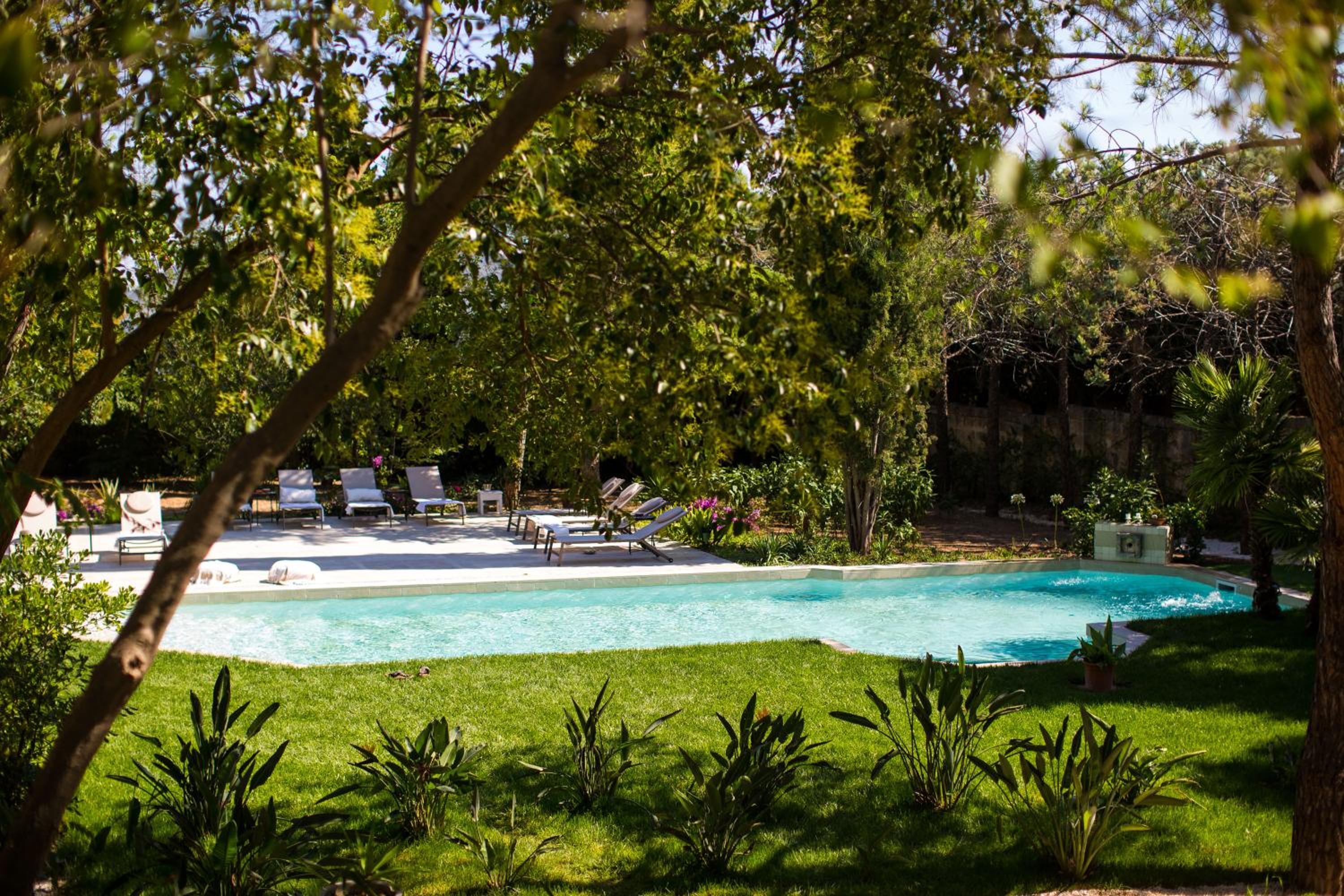 Villa Rosa Resort